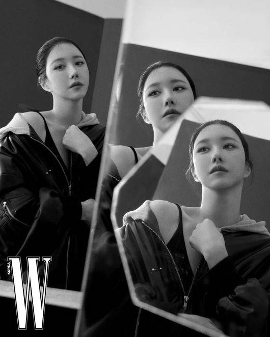 이지아 / 더블유 코리아 제공