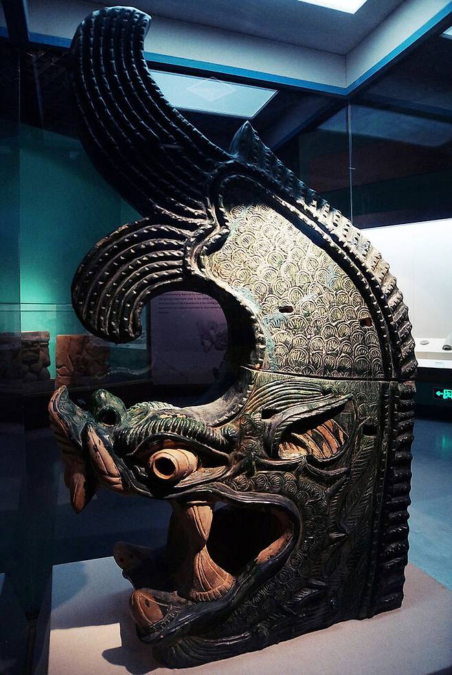 서하의 왕궁을 장식했던 금수처마. 서하만의 독특한 문화를 보여준다.