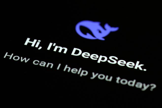 중국 인공지능(AI) 챗봇 서비스 ‘딥시크’(DeepSeek) [로이터]