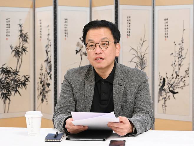 최상목 대통령 권한대행 부총리 겸 기획재정부 장관이 30일 서울 종로구 정부서울청사에서 ‘거시경제.금융현안 간담회’를 주재하고 있다. 기획재정부 제공