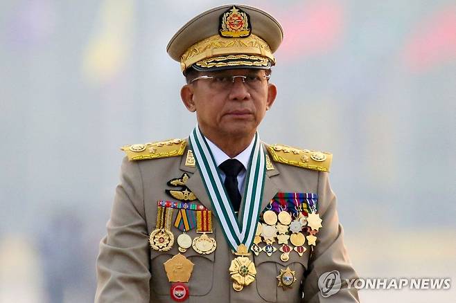 민 아웅 흘라잉 최고사령관 [로이터 연합뉴스 자료사진. 재배포 및 판매 금지]