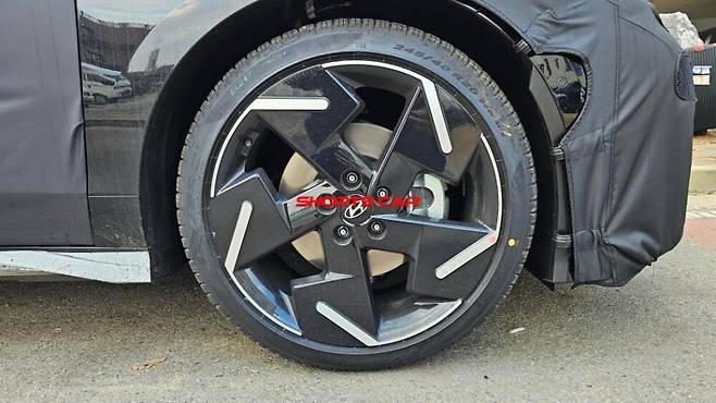 현대차 '아이오닉 6 페이스리프트' (출처 : 숏카)