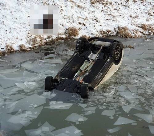 김포 대곶면 SUV 하천 침수사고 현장. 김포소방서 제공