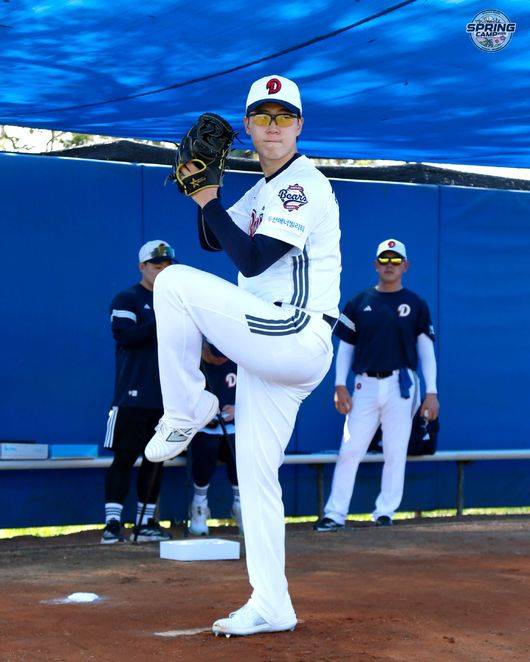 두산 베어스 제공