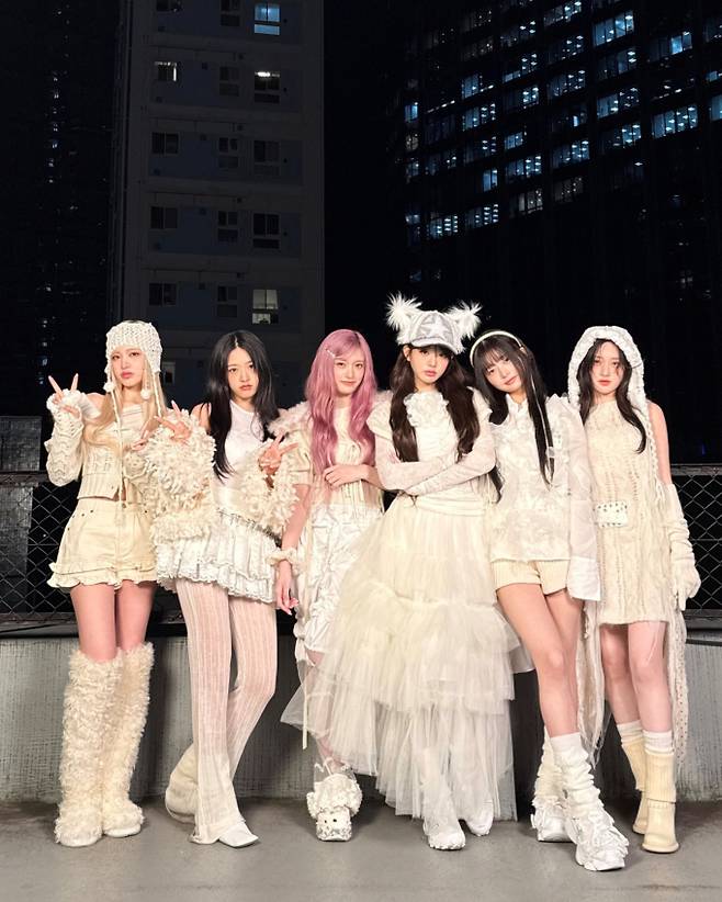 아이브, ‘레블 하트’ 6관왕 업고 오늘(3일) 컴백 (사진: 스타쉽)
