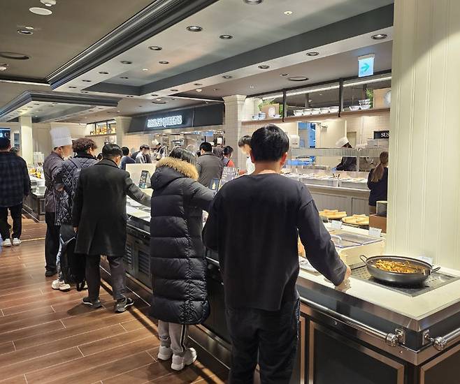 애슐리퀸즈 AK 수원점