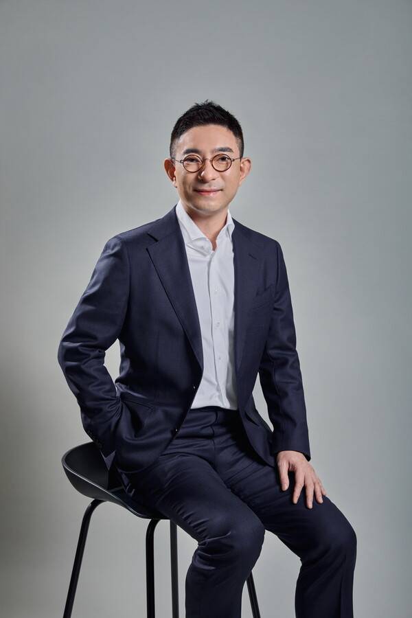 온라인투어의 신임 대표로 여기어때 김진성 부사장이 선임됐다 / 온라인투어