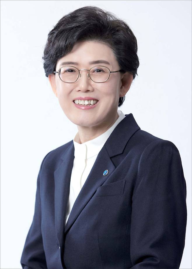 최연혜 한국가스공사 사장이 리더십 평가에서 100점 만점을 받았다. 이에 따라 공공기관 종합청렴도 평가에서 가스공사의 등급은 3등급으로 한 등급 올라갔다.  [헤럴드 DB]