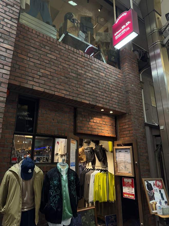 7bee8503b68b61f723ec81e5359c706e78b5443288436a6f5c3dbcfa93808d1834b165589a8a12e1c5a234aa90aab2a95d8fe3e669