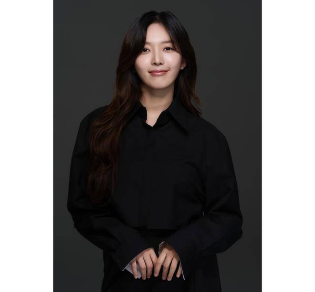 그룹 AOA 출신 임도화가 단테엔터테인먼트와 전속 계약을 체결하며 배우로서 새로운 도약을 알렸다. 단테엔터테인먼트 제공