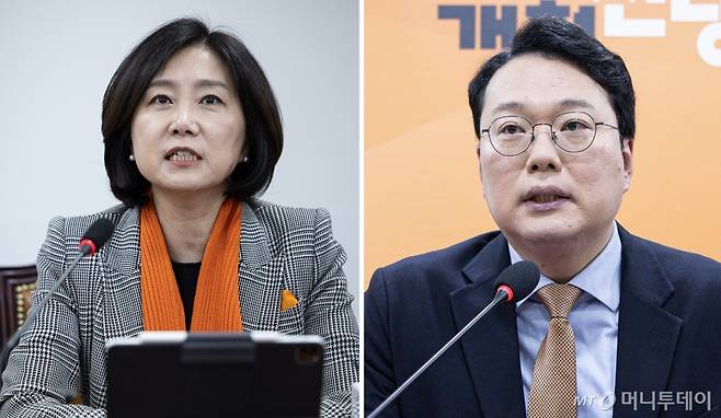 (서울=뉴스1) 이재명 기자 = 허은아 개혁신당 대표와 천하람 원내대표 겸 당대표 권한대행이 31일 오전 서울 여의도 국회와 의원회관에서 열린 최고위원회의에 각각 참석해 있다. 2025.1.31/뉴스1  Copyright (C) 뉴스1. All rights reserved. 무단 전재 및 재배포,  AI학습 이용 금지. /사진=(서울=뉴스1) 이재명 기자