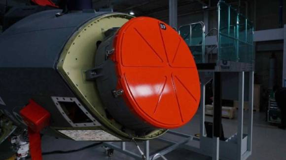 한국형&nbsp;전투기(KF-21)에&nbsp;장착된&nbsp;한화시스템의&nbsp;AESA&nbsp;레이다 [사진=한화시스템 제공]