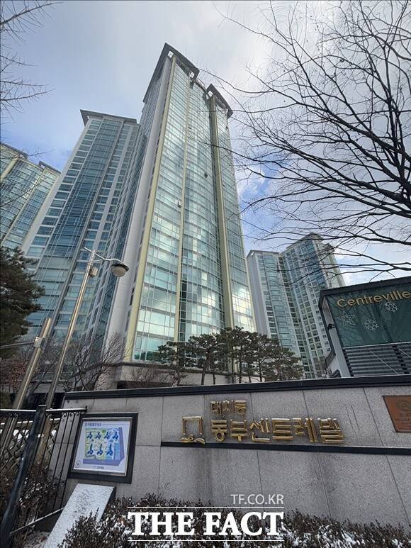 부동산 시장 침체가 이어지는 가운데 대치동과 목동 등 명문 학군지로 불리는 지역의 아파트 가격은 상승하고 있다. /공미나 기자