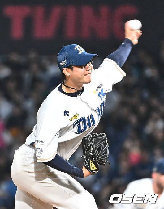 [OSEN=창원, 이석우 기자] 18일 창원NC파크에서 2024 신한 SOL 뱅크 KBO 리그 NC 다이노스와 한화 이글스의 경기가 열렸다. 홈팀 NC는 신민혁이 방문팀 한화는 류현진이 선발 출전했다. NC 다이노스 김영규가 역투하고 있다. 2024.07.18 / foto0307@osen.co.kr
