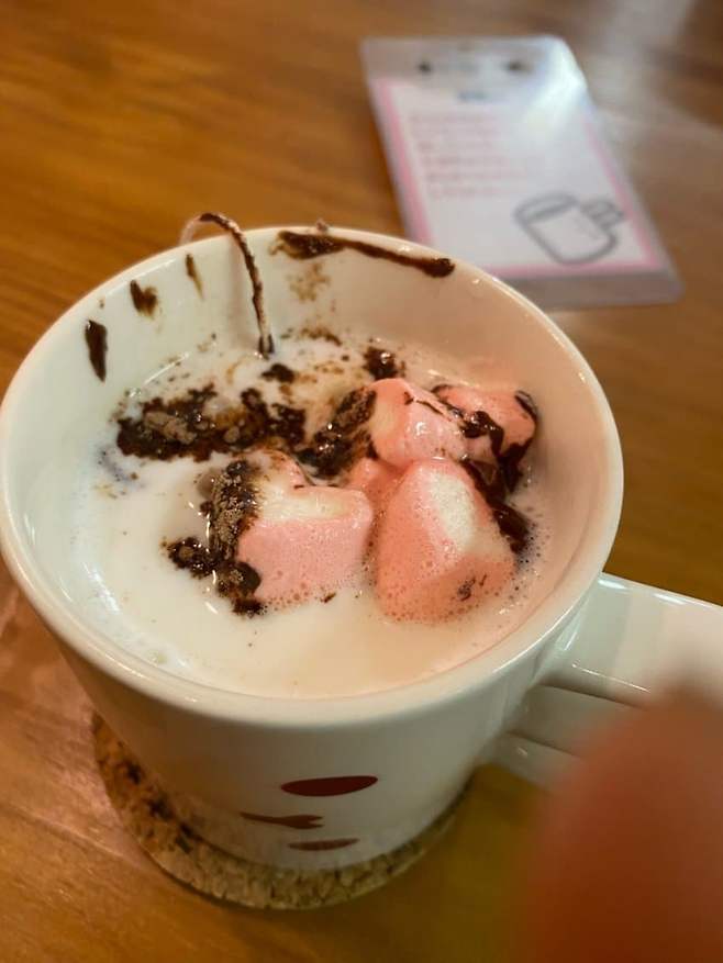 0ee88477b0841bff23eff0e0429c706f1ba9932f7c62c94aceb8983571de6852a1b729ee9e55a7c8e2871cc69dffb946f1cafc8f