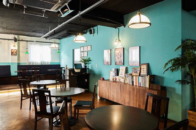 ‘조광201’ 실내 풍경. 윤동길 스튜디오 어댑터 실장