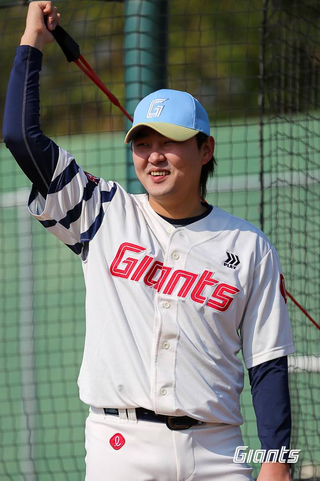 2025시즌 롯데 자이언츠 불펜 키플레이어 정철원. 사진=롯데 자이언츠