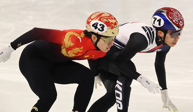 박지원(오른쪽)과 린샤오쥔. 연합뉴스
