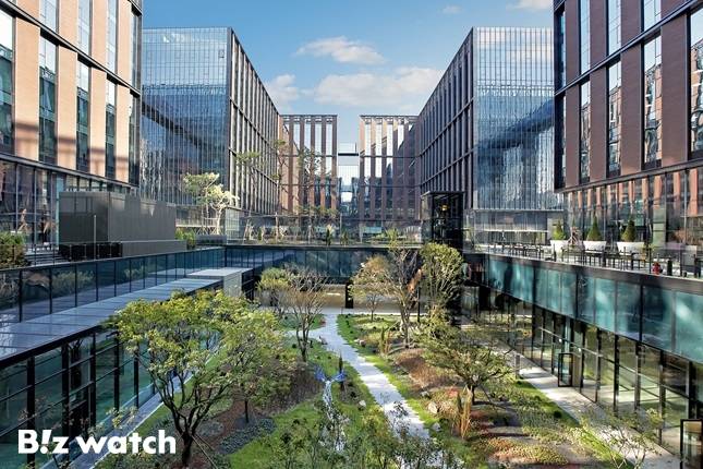 원그로브 중앙정원 /사진=이지스자산운용