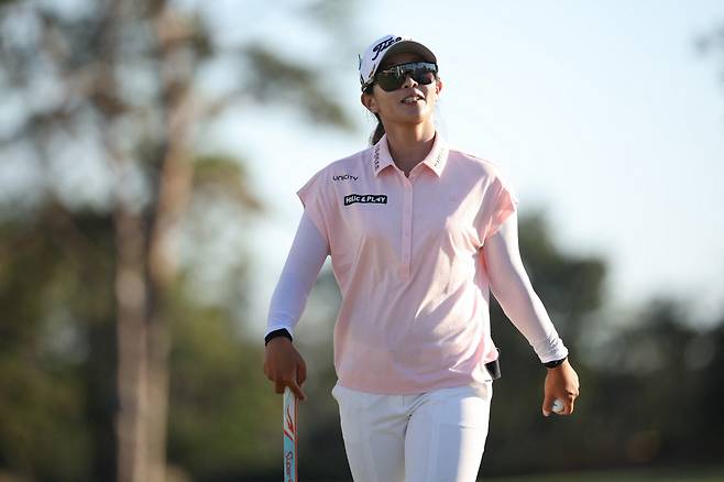 BRADENTON, FLORIDA - FEBRUARY 09: Jin Hee Im of South Korea reacts on the 18th green during the final round of the Founders Cup presented by U.S. Virgin Islands 2025 at Bradenton Country Club on February 09, 2025 in Bradenton, Florida.   James Gilbert/Getty Images/AFP (Photo by James Gilbert / GETTY IMAGES NORTH AMERICA / Getty Images via AFP)







<저작권자(c) 연합뉴스, 무단 전재-재배포, AI 학습 및 활용 금지>