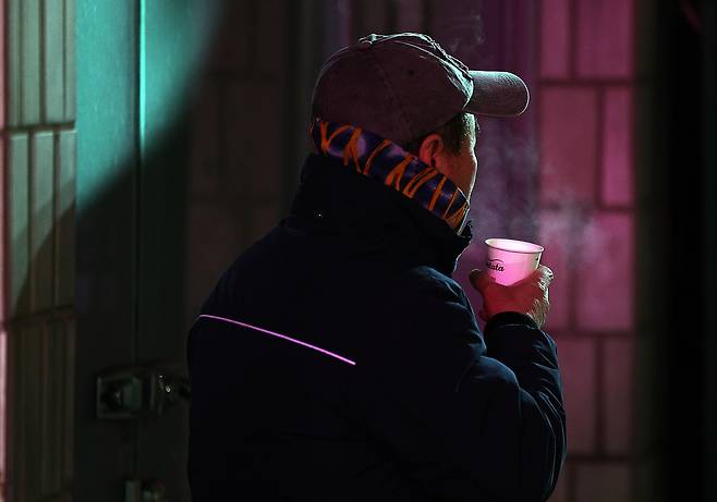 일감 기다리는 일용직 근로자 [촬영 윤관식]