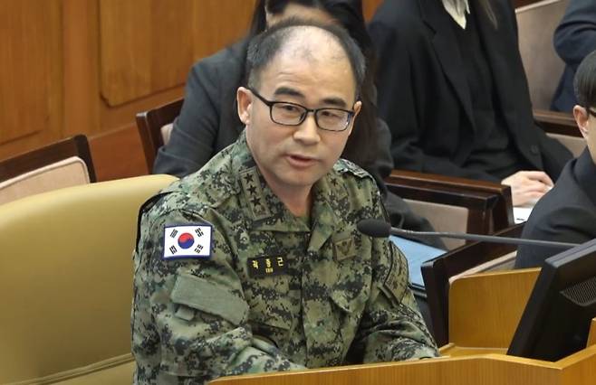 곽종근 전 육군 특수전사령관이 지난 6일 서울 종로구 헌법재판소에서 열린 탄핵 심판 6차 변론기일에서 질문에 답하고 있다. /사진=뉴스1