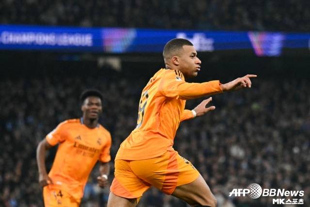 음바페는 첫 동점골을 넣으며 ‘음홀대전’의 자존심을 살렸다. 사진(맨체스터 영국)=AFPBBNews=News1