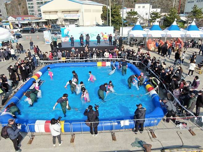 2023년 진행한 ‘울진대게와 붉은대게 축제’ 현장             사진제공｜울진군