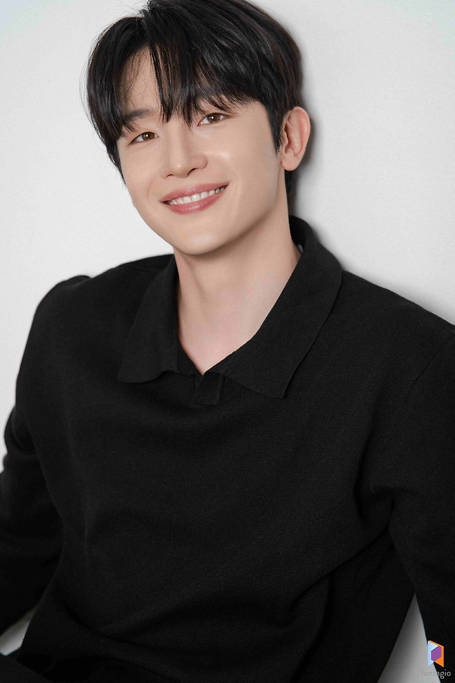 이제연. 판타지오