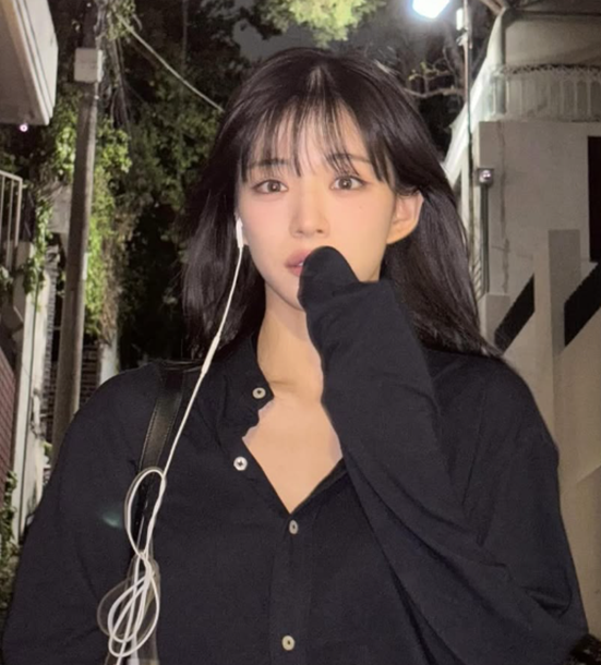 유튜브 알고리즘 타고 있는 프로미스나인 이채영 셀프 메이크업