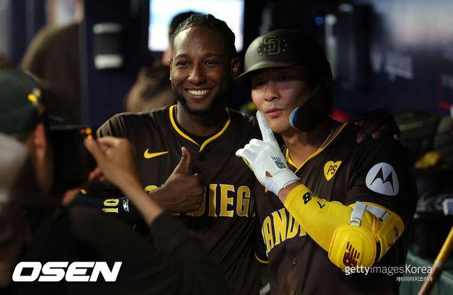 [사진] 샌디에이고 시절 주릭슨 프로파, 김하성. ⓒGettyimages(무단전재 및 재배포 금지)