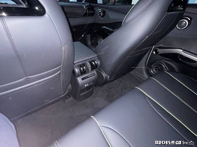 중국 완성차 업체 BYD 아토3 내부. 사진=권준호 기자