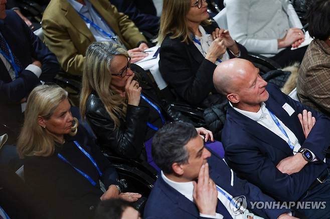 밴스 부통령 연설 듣는 청중 [로이터 연합뉴스. 재판매 및 DB 금지]