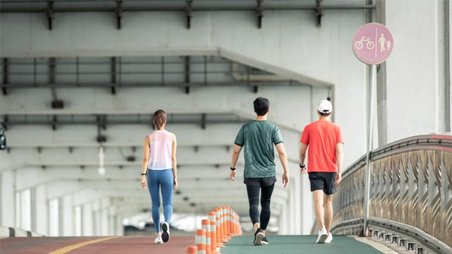 걷기는 가장 효과적인 운동 중 하나다 | 출처: 클립아트코리아