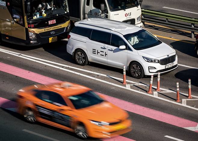 2021년 3월 서울 시내에서 타다 차량과 택시가 주행하고 있는 모습 ⓒ시사저널 최준필