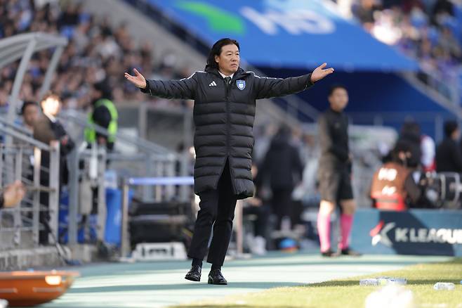 울산문수축구경기장/ K리그1/ 울산HDFC vs FC안양/ 울산 김판곤 감독/ 사진 김정수