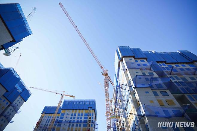 서울 강동구의 한 아파트 재건축 건설공사 현장. 기사 내용과 무관한 사진. 곽경근 대기자