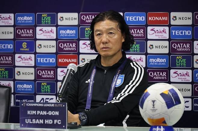 [서울=뉴시스] 프로축구 K리그1 울산 HD의 김판곤 감독. (사진=울산 HD 제공) *재판매 및 DB 금지