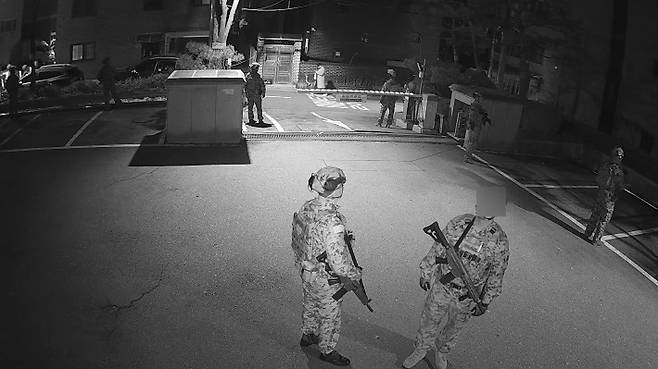 지난해 12월 3일 비상계엄 직후 선관위에 배치된 계엄군. 선관위 제공
