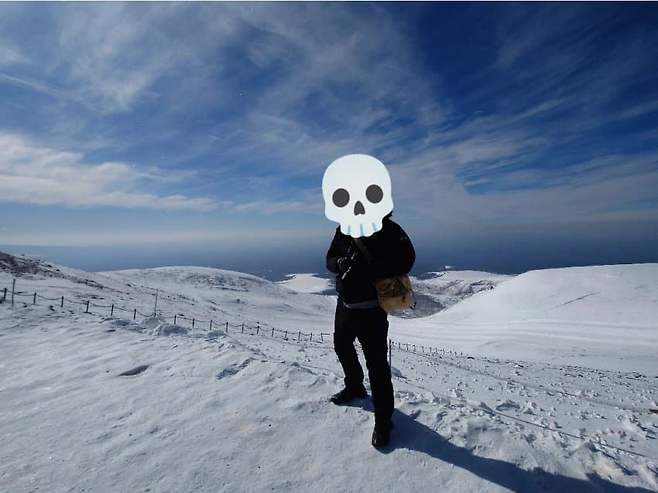 28b9d932da836ff23eee82e74288726982c48dff010d60333686d33455b37c0ddb3e