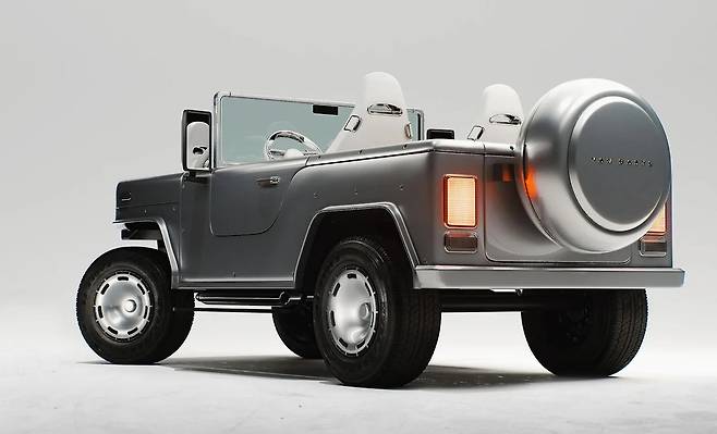 밴 다릴 워 트럭