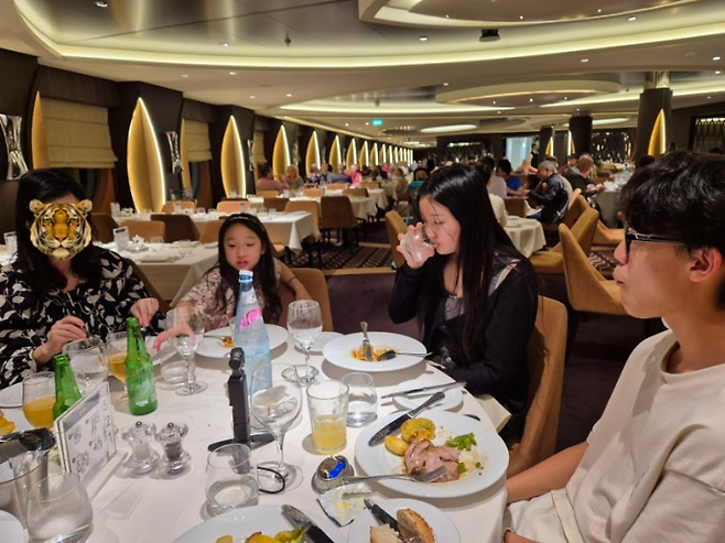 지중해 크루즈는 이런 느낌