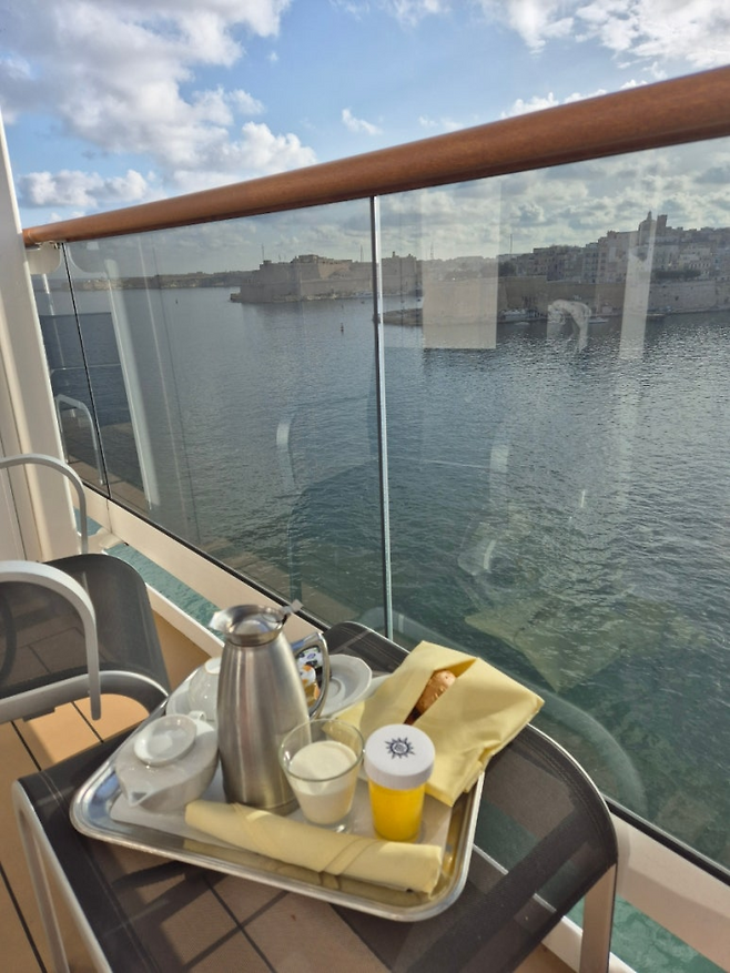 지중해 크루즈는 이런 느낌