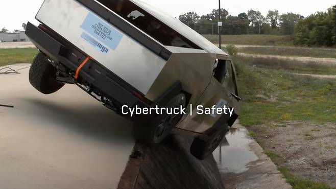 테슬라 사이버트럭