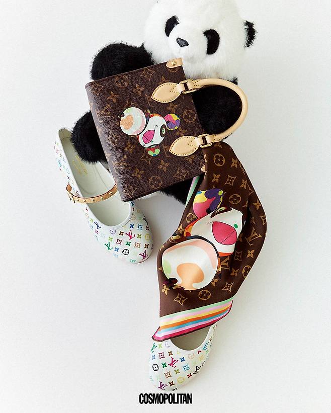 (위부터) LVxTM 온더고, LVxTM 로미 플랫 발레리나, LVxTM 모노그램 슈퍼플랫 캐릭터 스퀘어 모두 가격미정 Louis Vuitton.