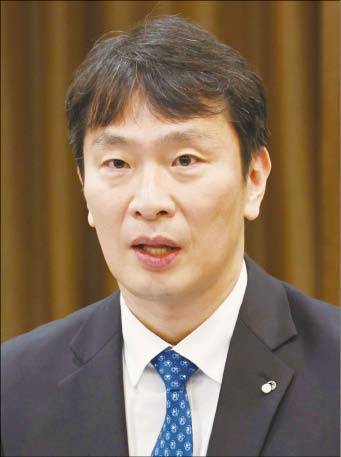 이복현 금융감독원장