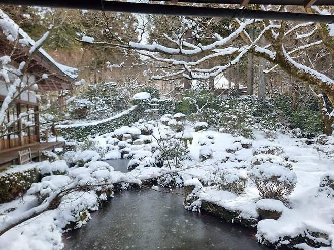 7fed8273b58069ff51ee87e7468073735801ca269a77424a13410dfc1d7b59d8