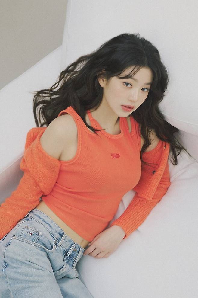 20250225_195047.jpg 타미진스 아이브 장원영