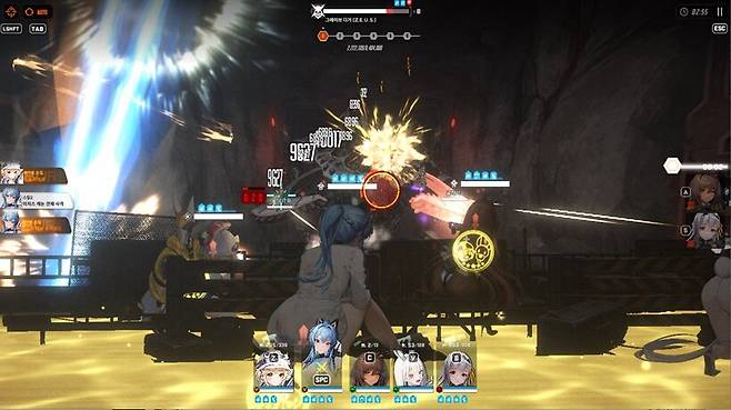 ▲ 전격 코드 레이드에선 이만한 니케가 없다