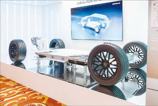 삼성SDI가 CES 2025에서 전시한 전기차 배터리 셀투팩(Cell to Pack) 콘셉트 제품. (삼성SDI 제공)